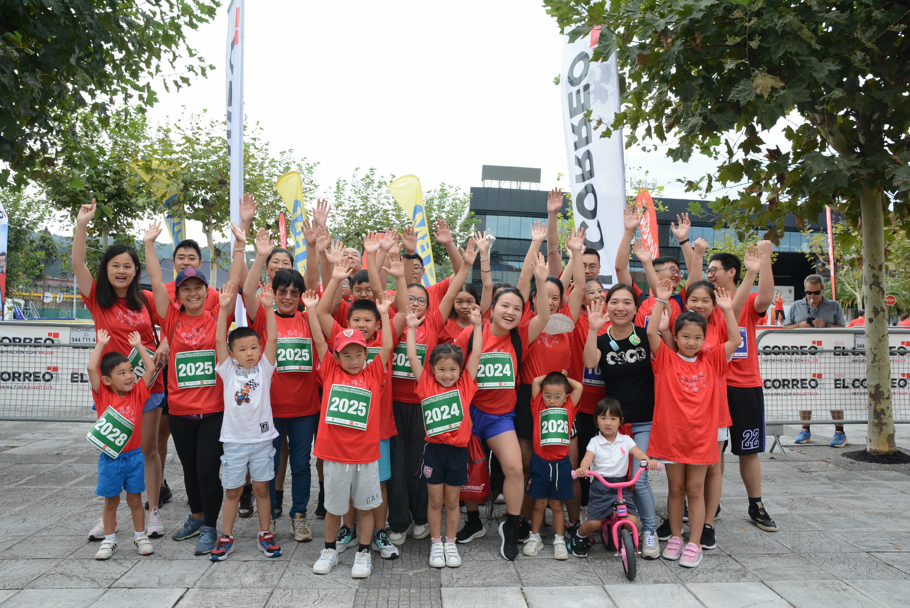 Foto 19 de la Carrera Familiar Solidaria de Loiu 2023